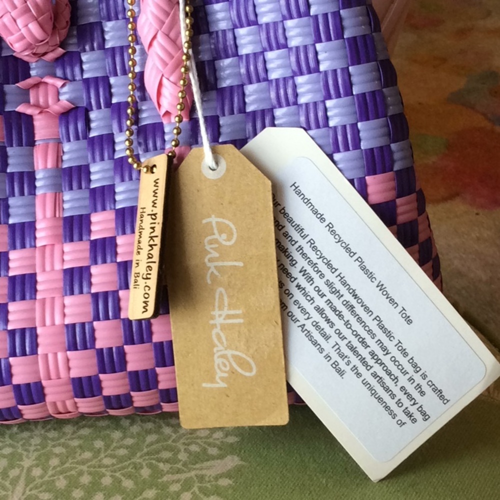 Handbag - Picture 2 of 2